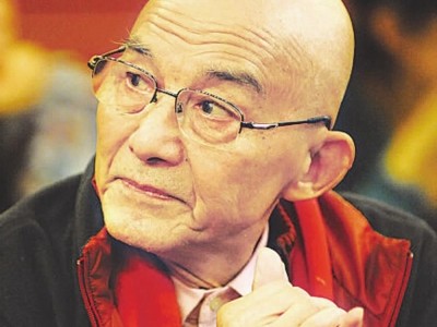 九十二岁老戏骨玩转AI 游本昌的数字济公让经典重生