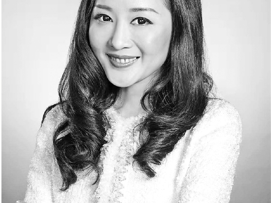 AI这玩意儿到底咋真帮咱干活？张晶和她的落地实践说实话